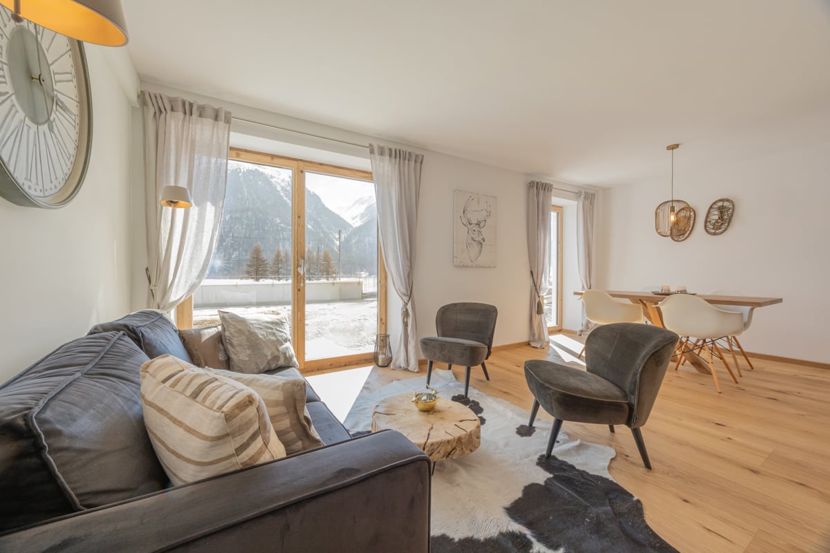 Luxuriöse 3.5-Zi-Whg mit Panoramasicht im 1. OG - Erstbezug Juni 2026 - Bild 2