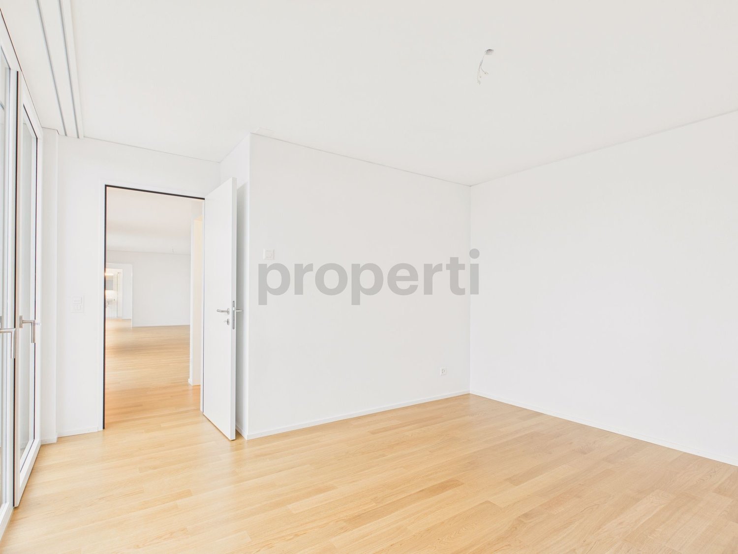 Moderne 3.5-Zimmer-Wohnung mit Balkon, Basel - Image 9