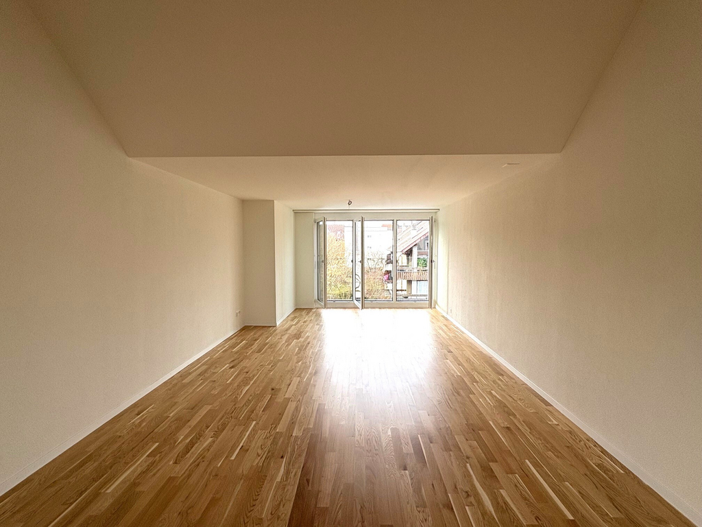 Entdecken Sie unsere neu sanierten Wohnungen - Erstbezug ab April 2026 - Wohnzimmer