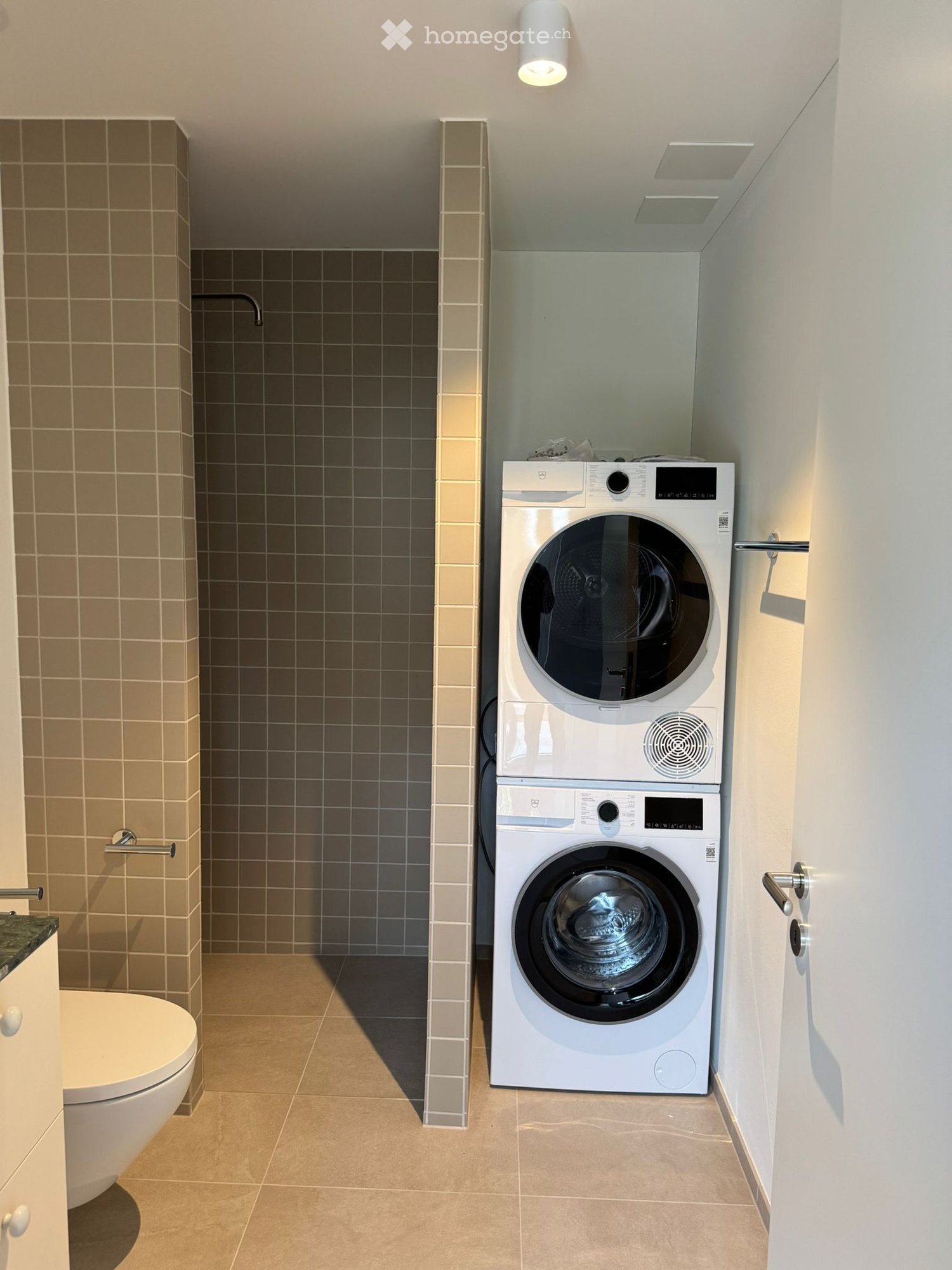 Exklusive 4.5-Zimmer-Attikawohnung mit Panoramaausblick in Birmensdorf mit 2 Terrassen (45m²) - Bild 9