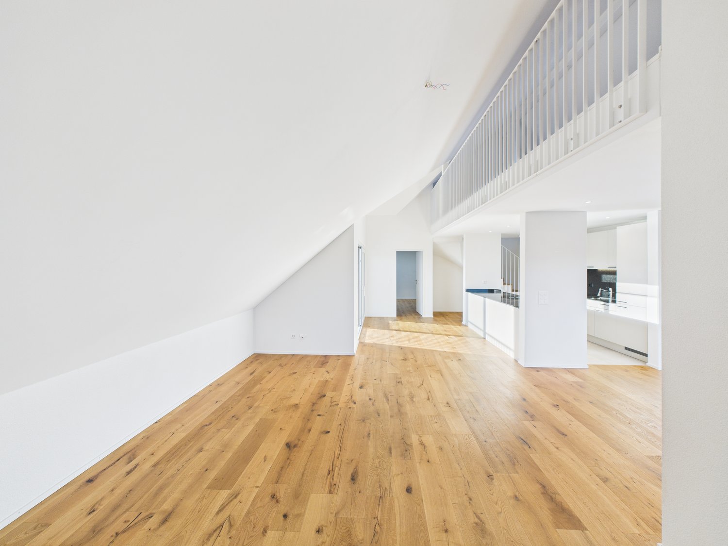 Moderne 5.5-Zimmer-Dachwohnung in Sirnach - Bild 13