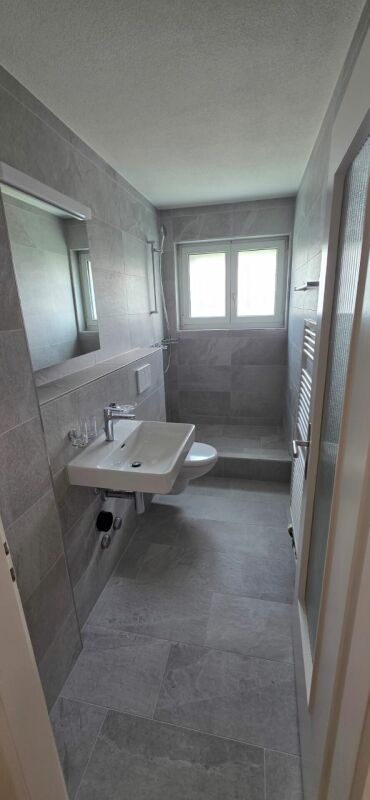 Neu renovieret 2 Zimmerwohnung - Bild 11