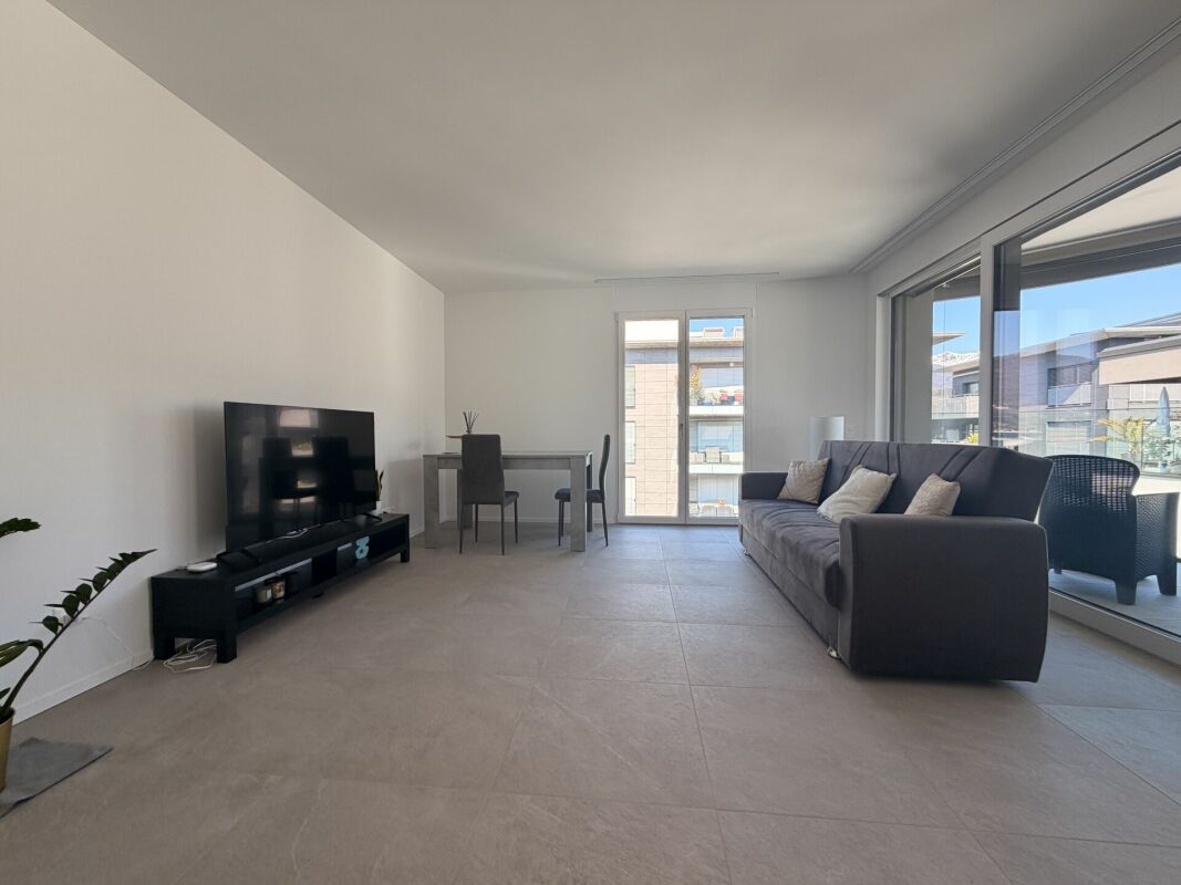 MASSAGNO NUOVO ATTICO 2.5 LOCALI AMPIO E CON TERRAZZA COPERTA (ARREDATO) - Bild 5