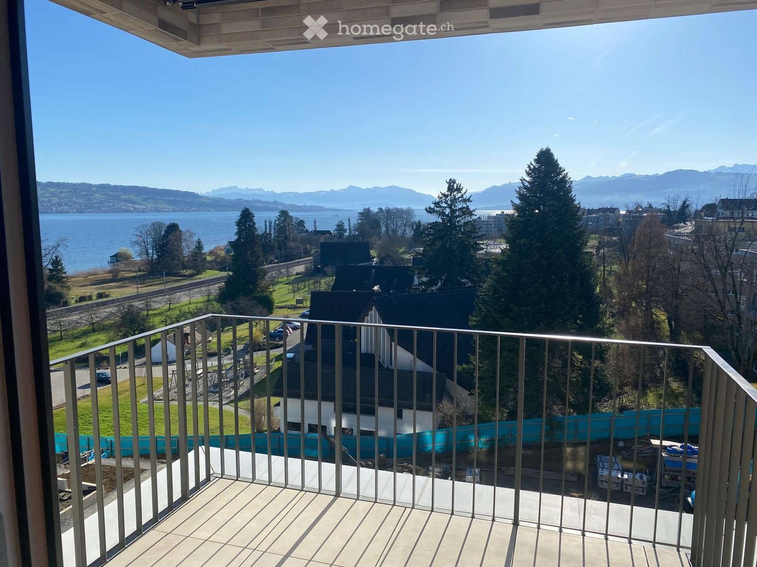 Erstvermietung: Moderne 2.5-Zimmer Neubauwohnung mit Seeblick in Au, Wädenswil ZH - Bild 1