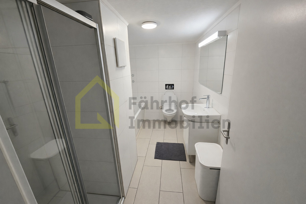 Helle Familienwohnung mit sonnigem Balkon - Bild 10