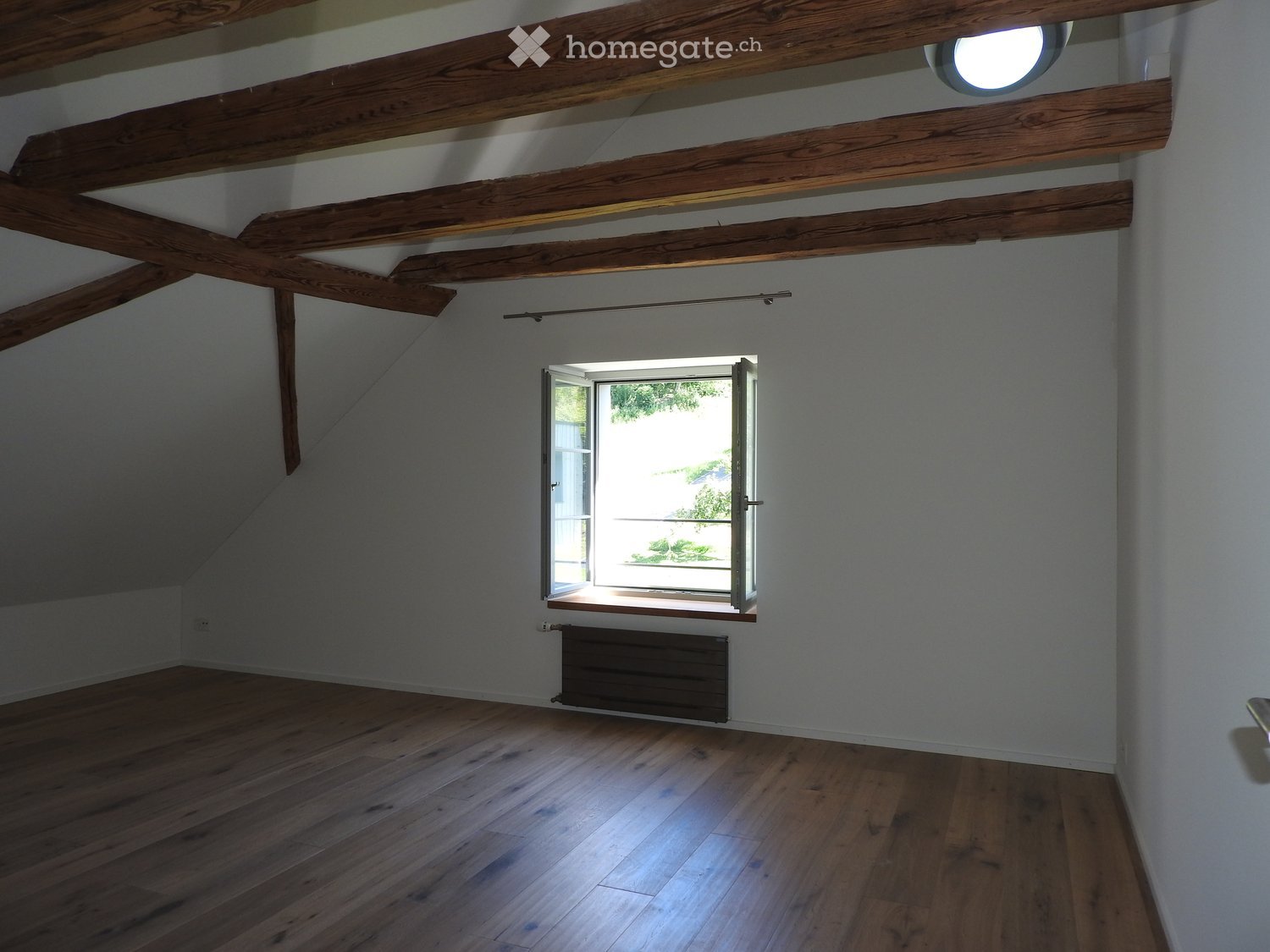 Grosszügige 3.5-Zimmer-Wohnung mit Seeblick in Männedorf - Bild 2