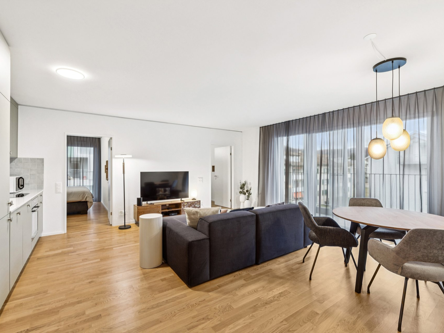 Design-Apartments im Lisbon-Style  Direkt am Bahnhof Muttenz - Bild 4