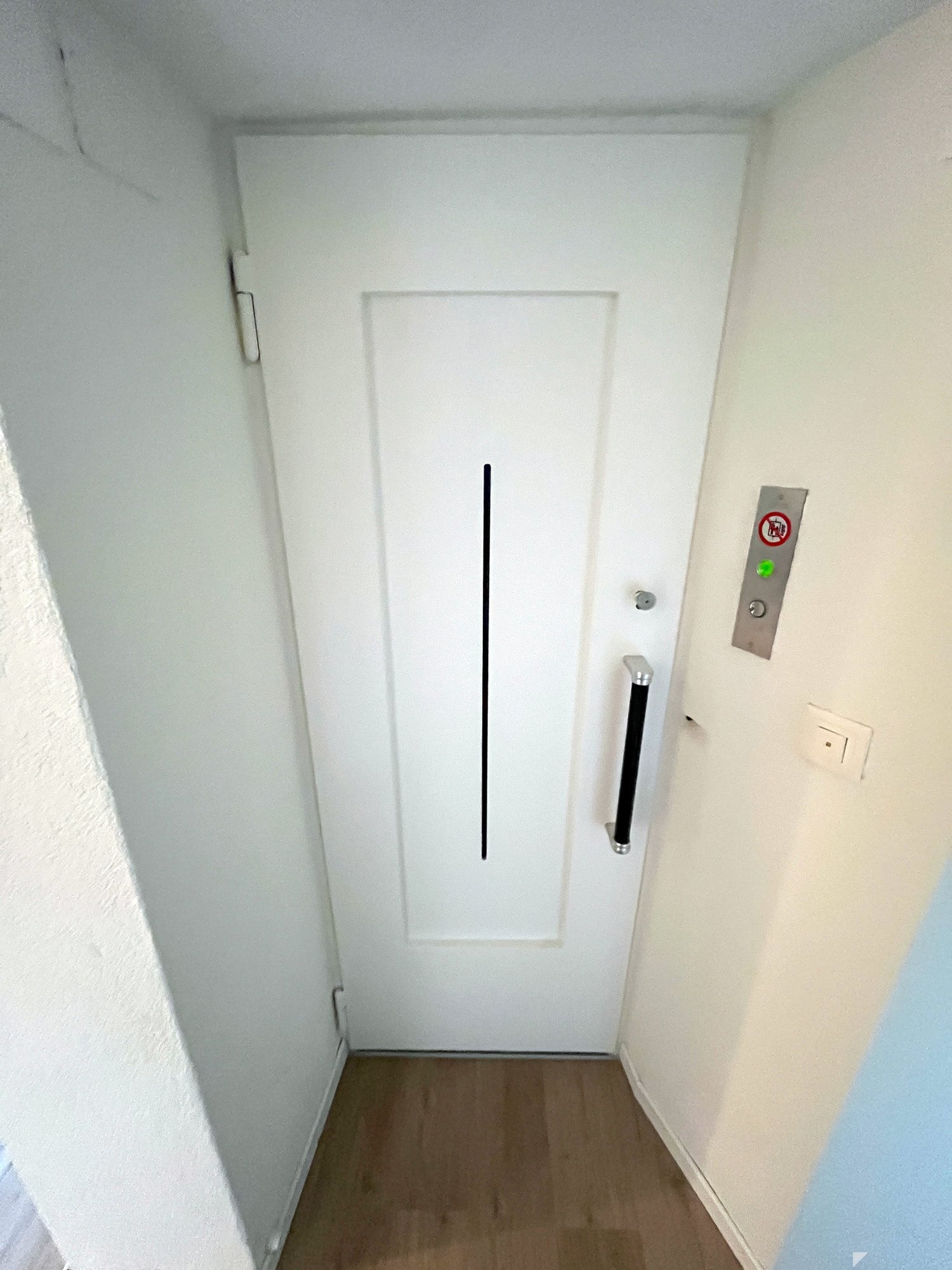 Sanierte 3.5-Zi-Whg mit Terrasse und Balkon - IMG_1305