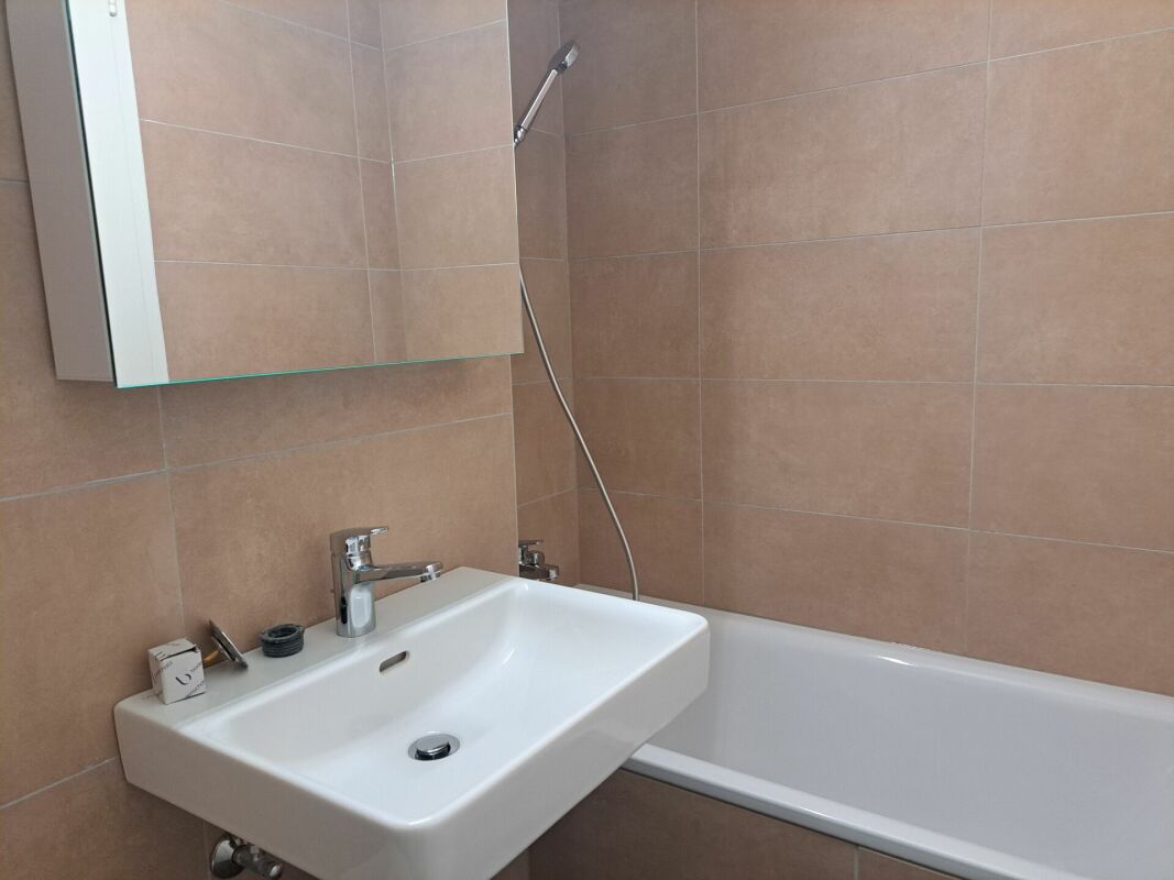 3 pièces entièrement rénové ! - Bild 6