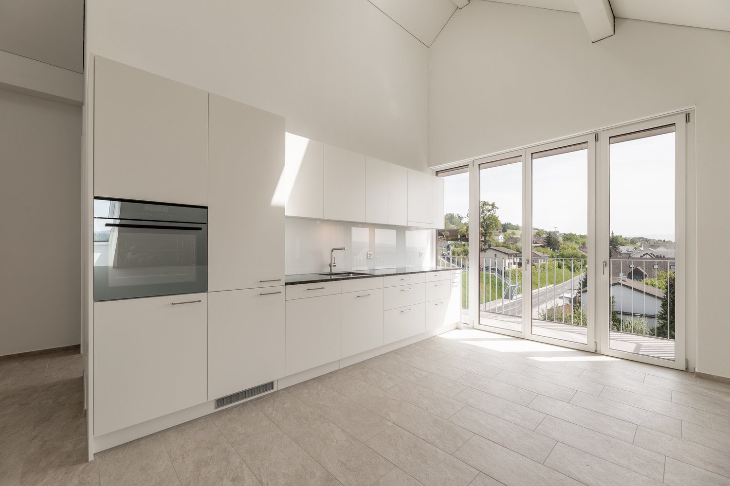 Charmante, neuwertige Wohnung in naturnaher Umgebung - Bild 4