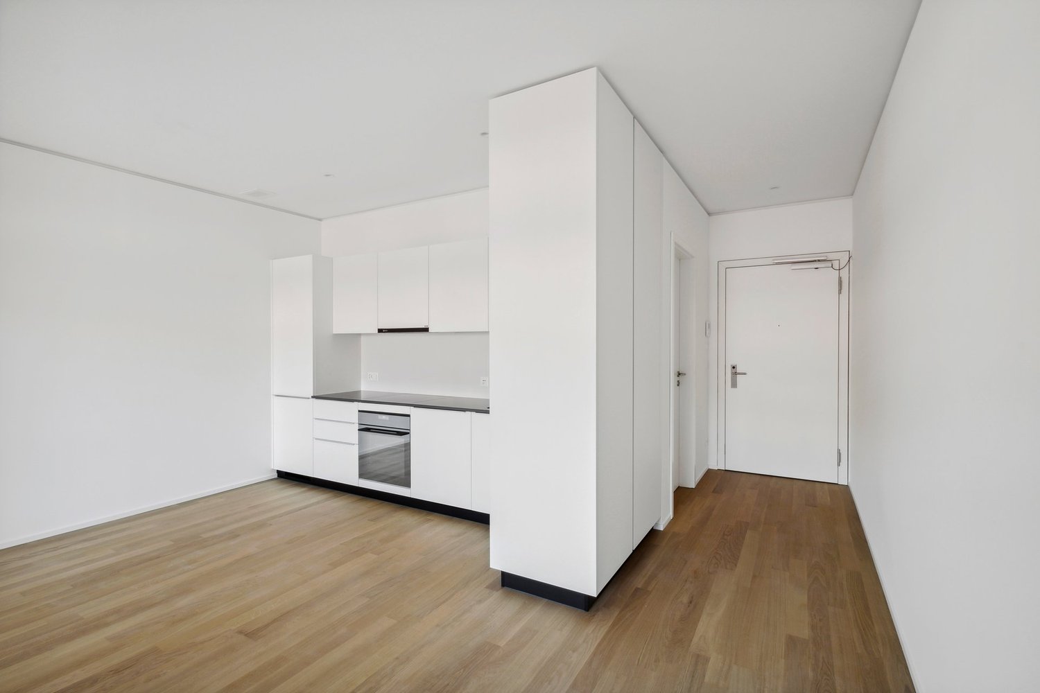 Luminoso e moderno monolocale con ampia visita - Aussenansicht