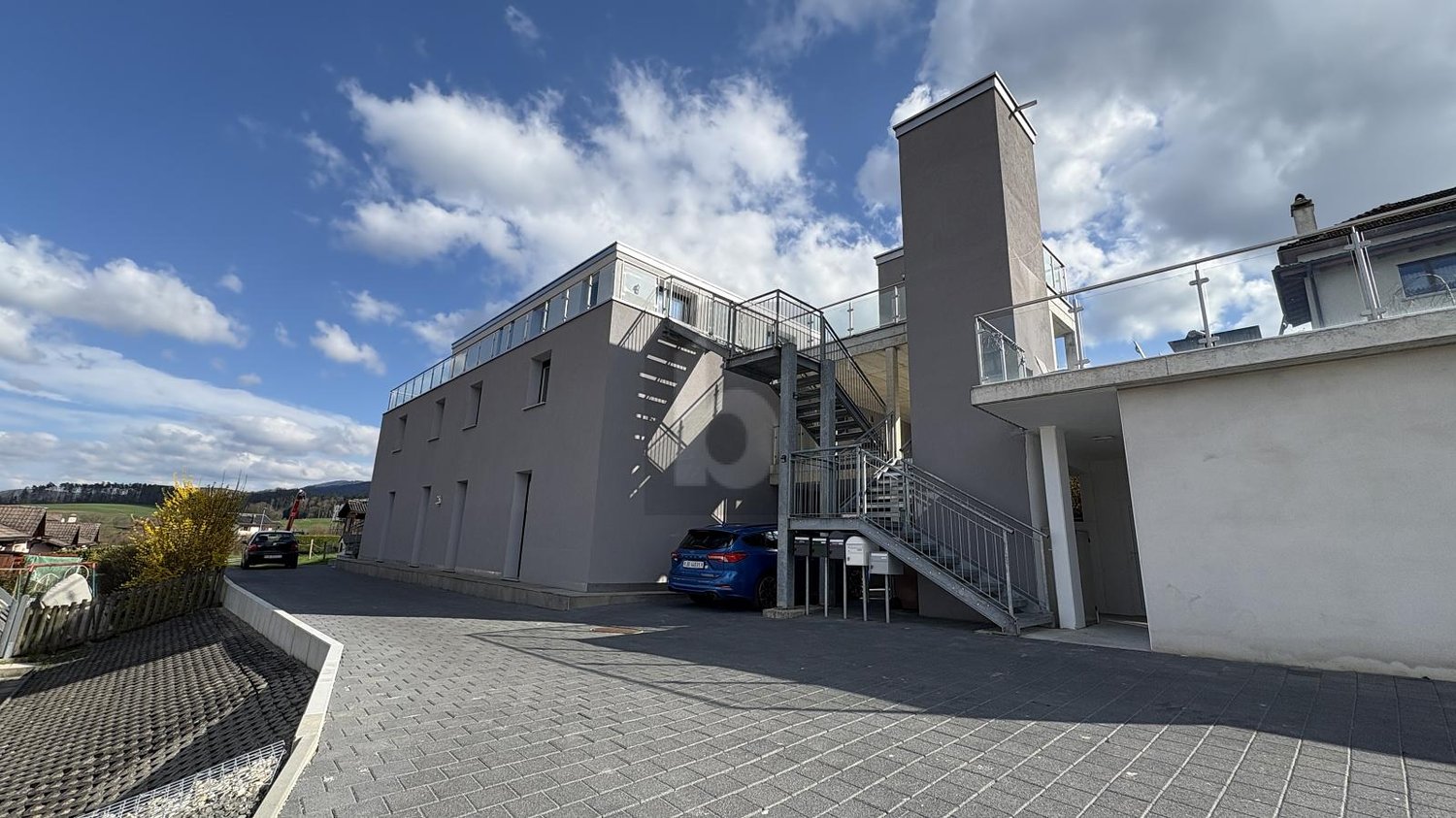 NEUF AU CALME PROCHE DU CENTRE - Bild 4