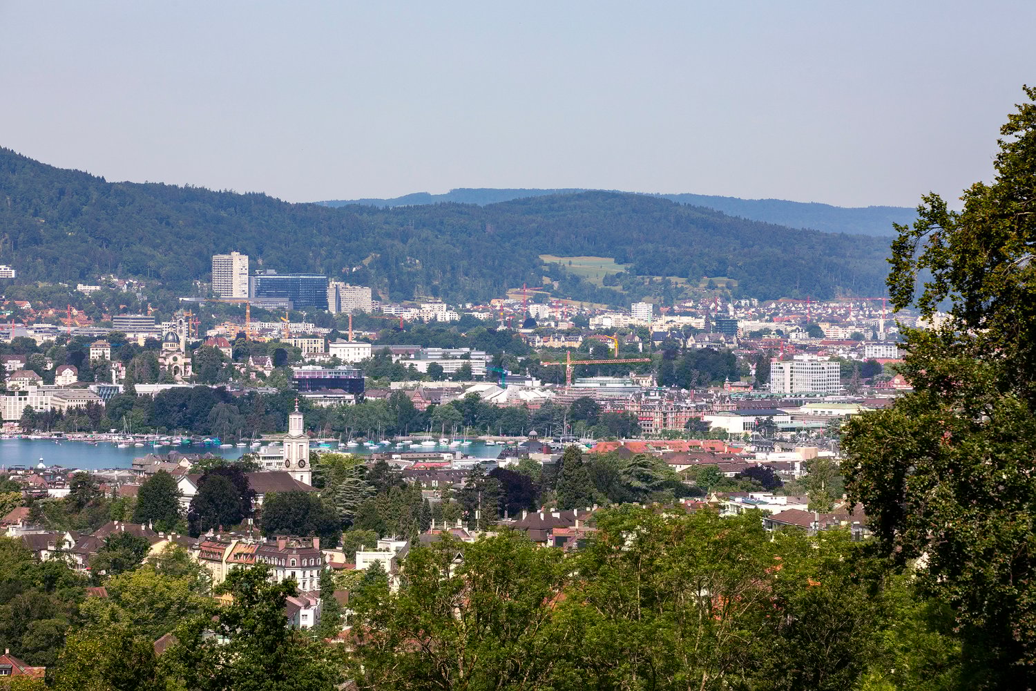 Attraktive Designer-Wohnung mit traumhafter Seesicht - Bild 3