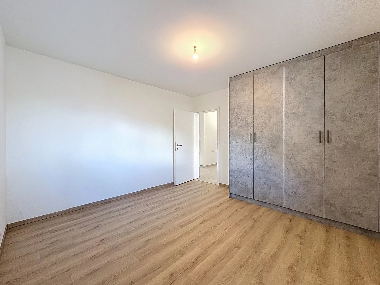 Vaste 3.5 pièces avec terrasse et jardin - Bild 9