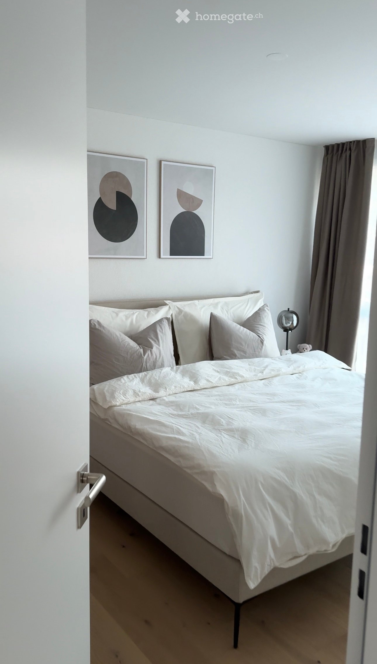 Moderne 3.5-Zimmer-Neubau-Wohnung mit Migros, Denner und Apotheke im Gebäude - Bild 2