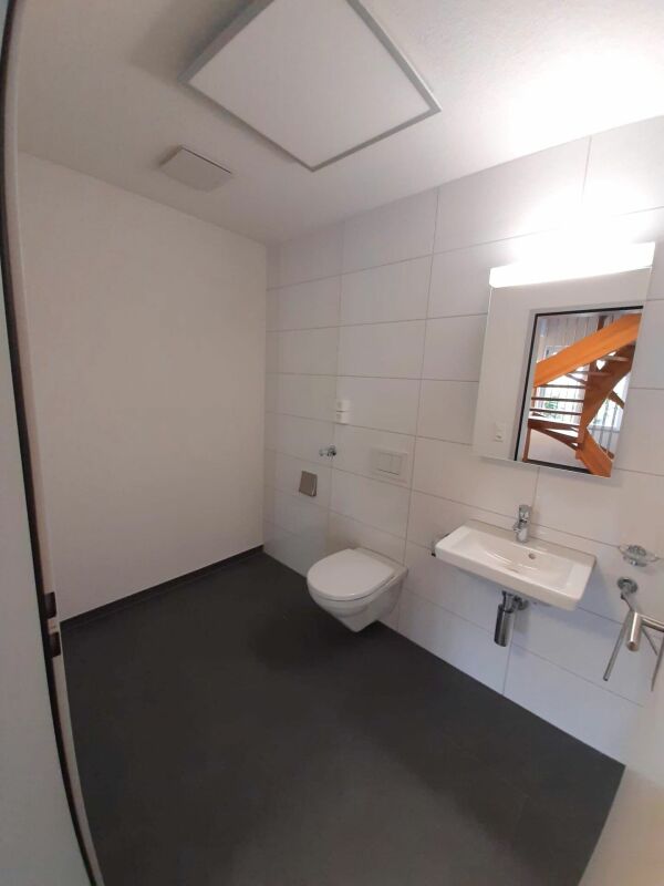 BEFRISTET | 3.5 Zimmer-Masionettewohnung in Seewen - sep. WC