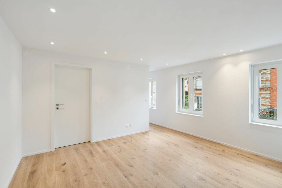 Hochwertige 3.5-Zimmer-Dachmaisonette-Wohnung mit Komfort - Masterbedroom mit Nasszelle und Ankleide