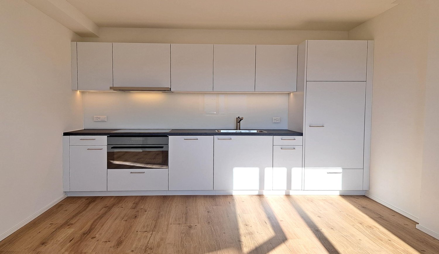 Erstbezug - Frisch renovierte, sonnige 3.5-Zimmer-Wohnung in Birmenstorf - Bild 3