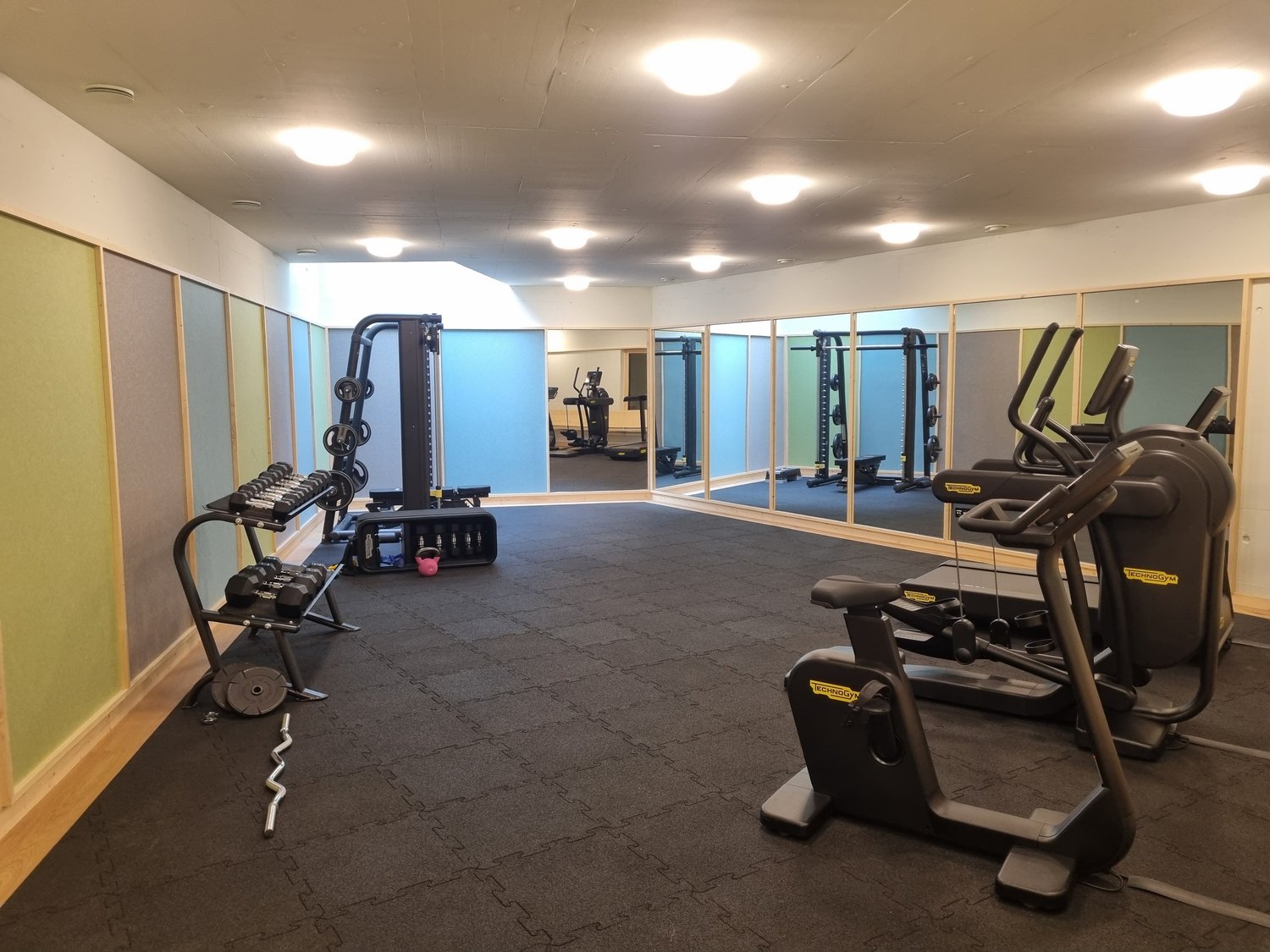 Moderne 2.5-Zimmer-Wohnung mit Loggia in Glattfelden - Bild 13