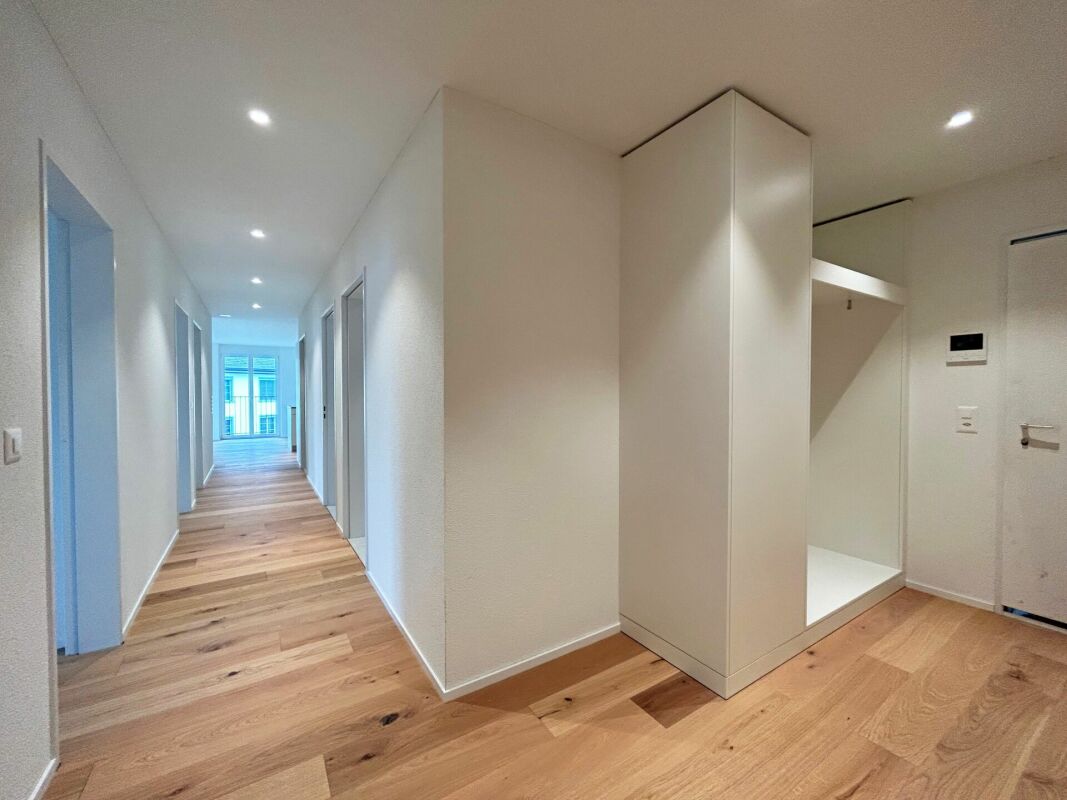 4.5-Zimmerwohnung mit hochwertigem Ausbau - Bild 3