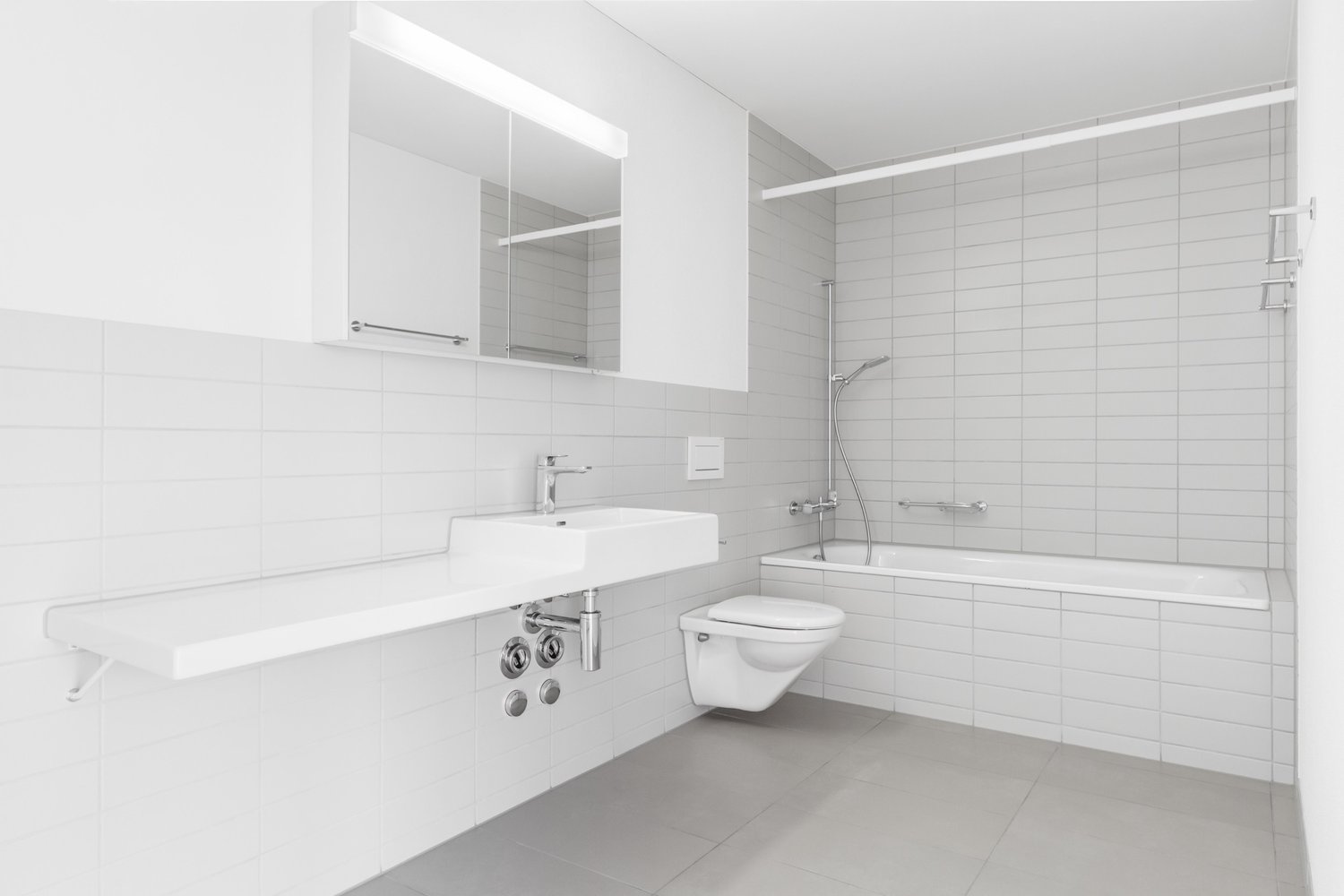 Moderne 2.5 Zimmerneubauwohnung in Emmen - Badezimmer