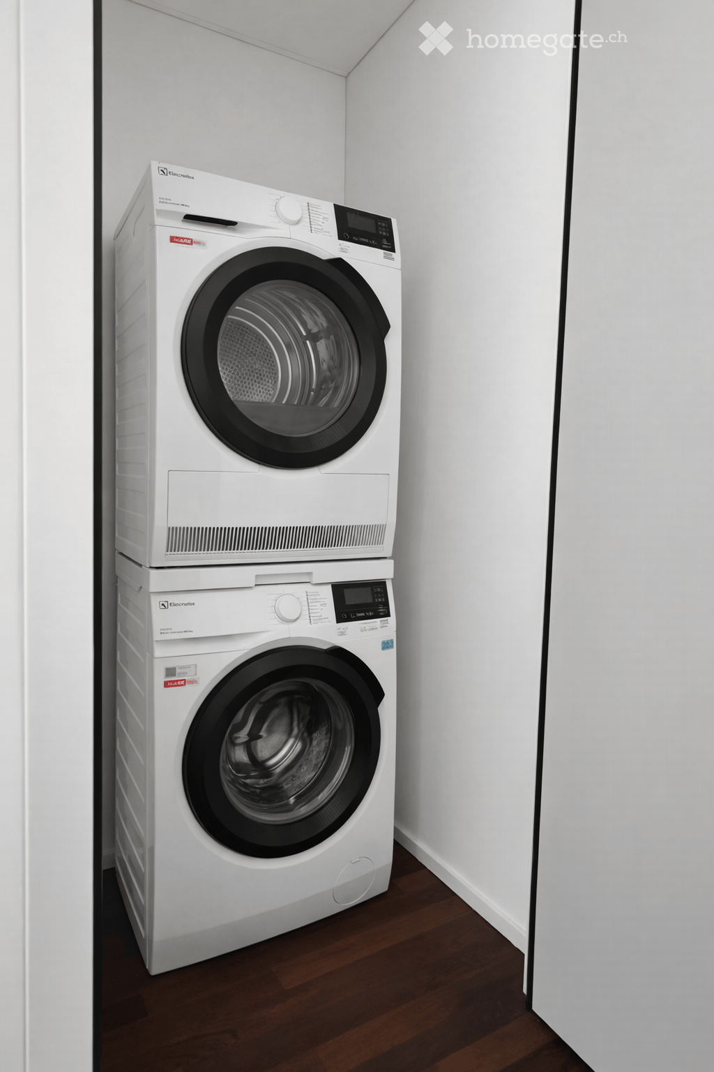 Zentral & naturnah: Moderne 4.5-Zimmer-Dachwohnung in Neubau in Einsiedeln (Erstbezug) - Bild 12