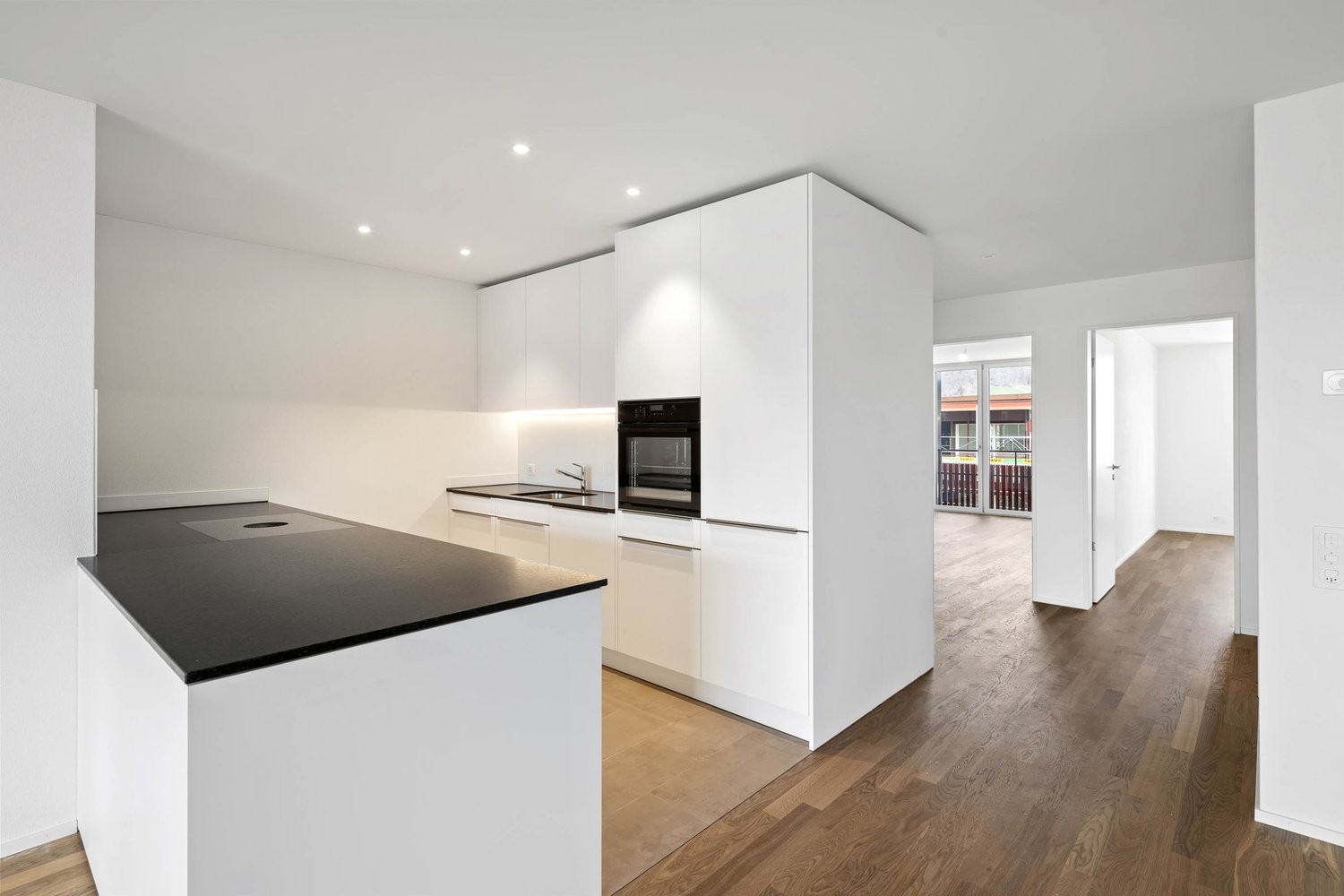 Erstvermietung - moderne 4.5-Zimmerwohnung mit durchdachtem Grundriss - Küche