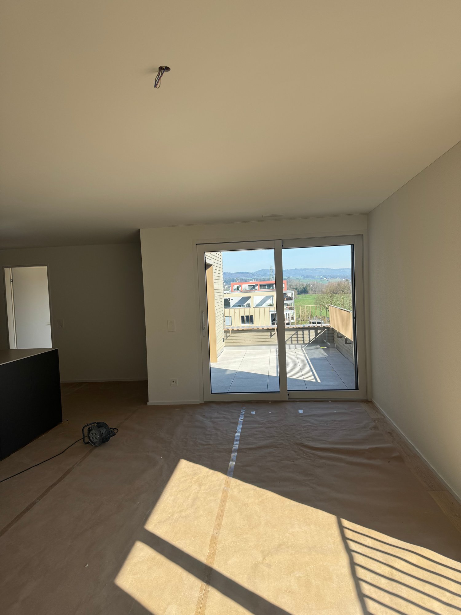 Erstbezug 4.5 Zimmer Attika-Wohnung in neuer Überbauung Roggächer Nord - Bild 5