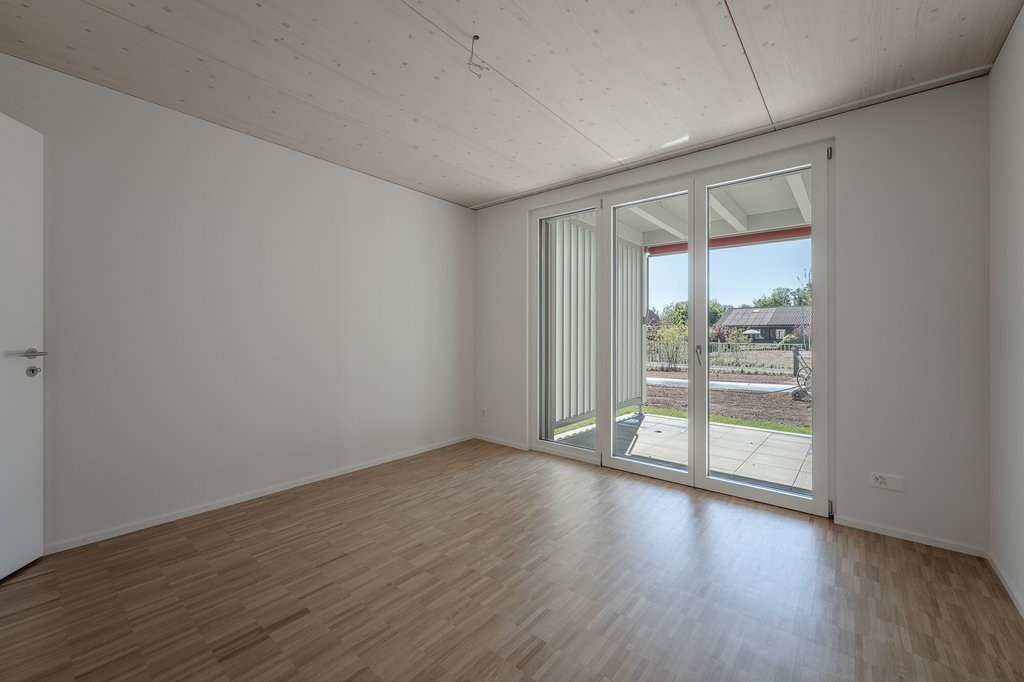 Grosszügige Wohnung mit Gartensitzplatz zu vermieten! - Zimmer 2