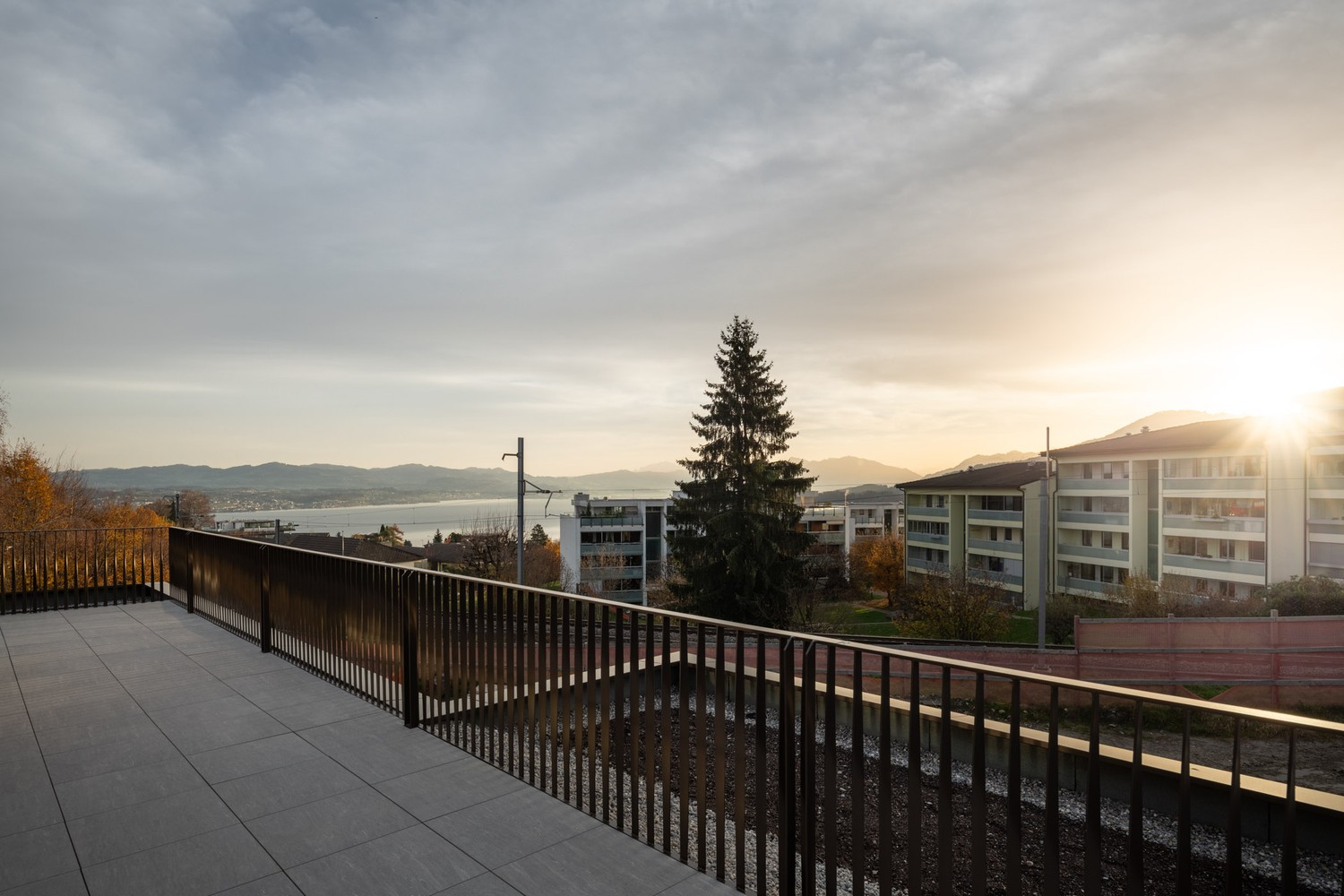 AVALON - Ihr neues Zuhause direkt am Zürichsee - Bild 1