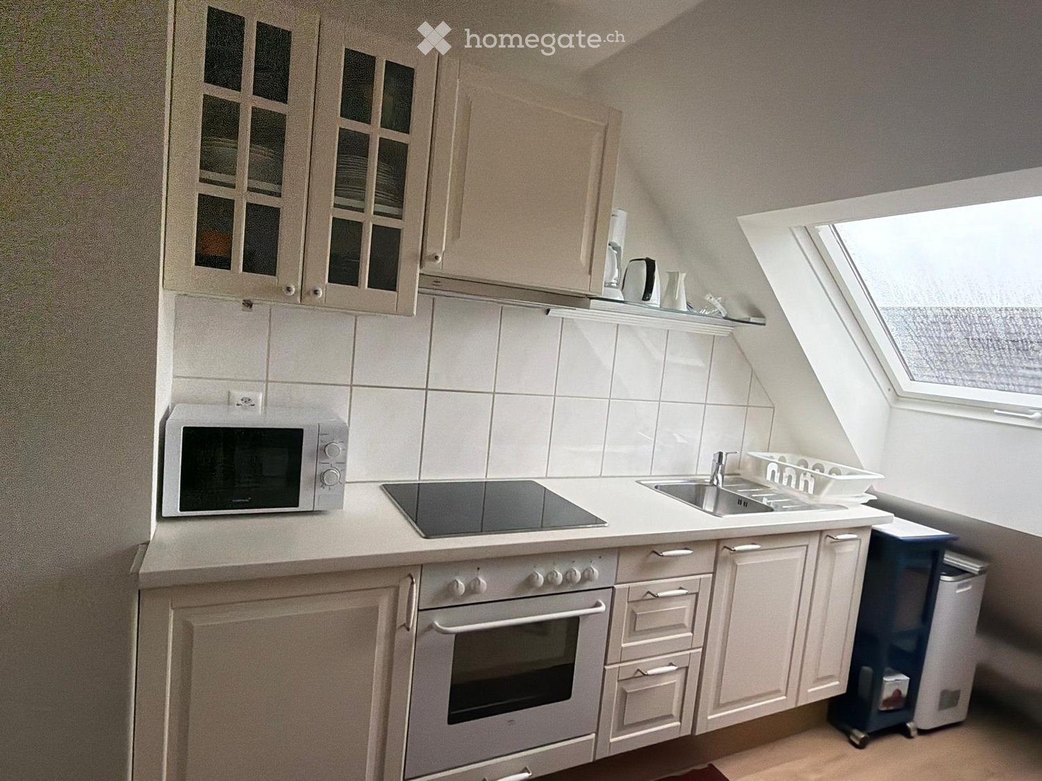 Möblierte 1.5-Zimmer-Dachwohnung in Reinach BL - sofort verfügbar - Bild 6