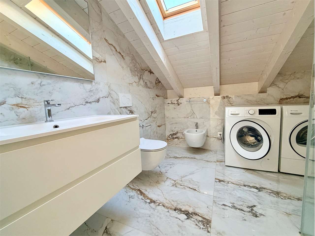 Affittasi moderno 3.5 locali mansardato - Bild 7