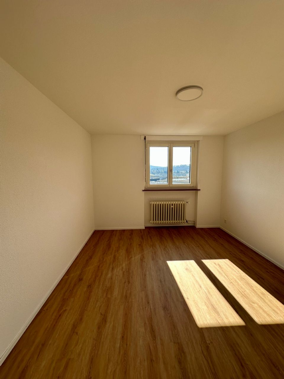 Erstbezug 2.5-Zimmerwohnungn an zentraler Lage zu vermieten! - Bild 4