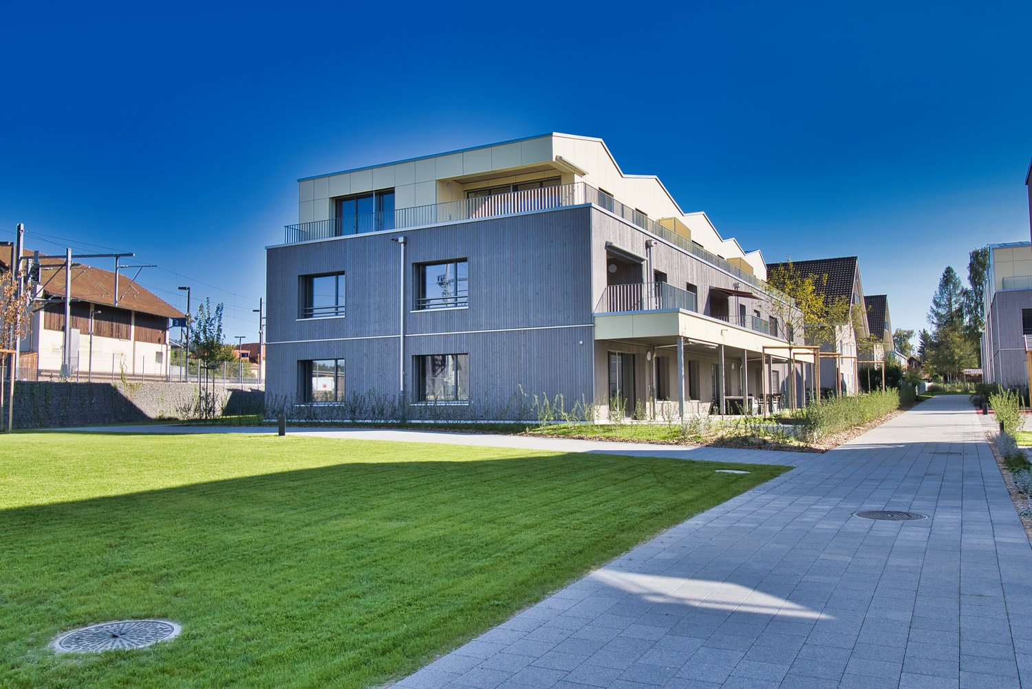 Erstvermietung 4.5-Zimmer-Wohnung mit Terrasse (Staffelmiete) - Bild 1