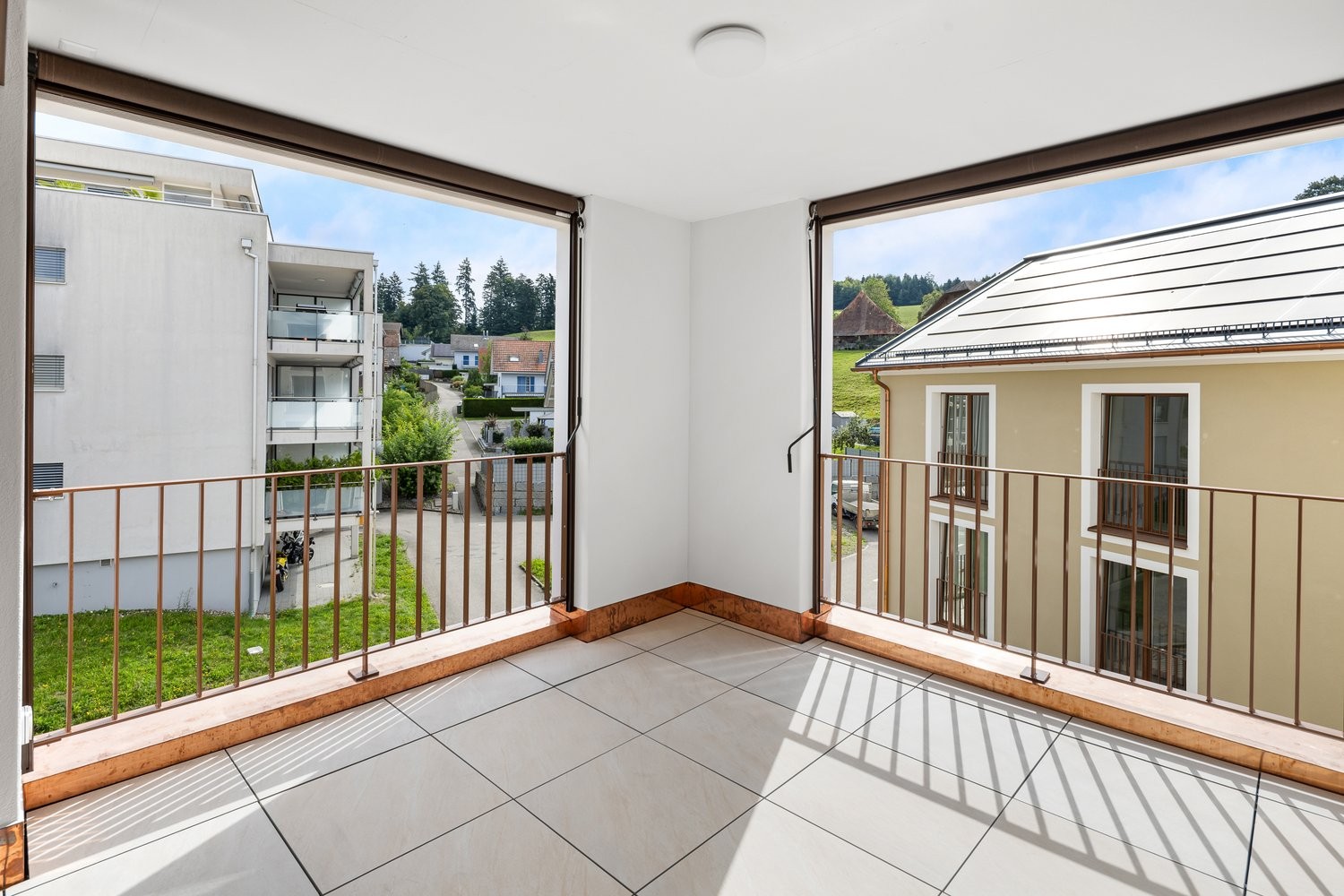 Hochmoderne 3.5-Zimmerwohnung mit Balkon - Balkon