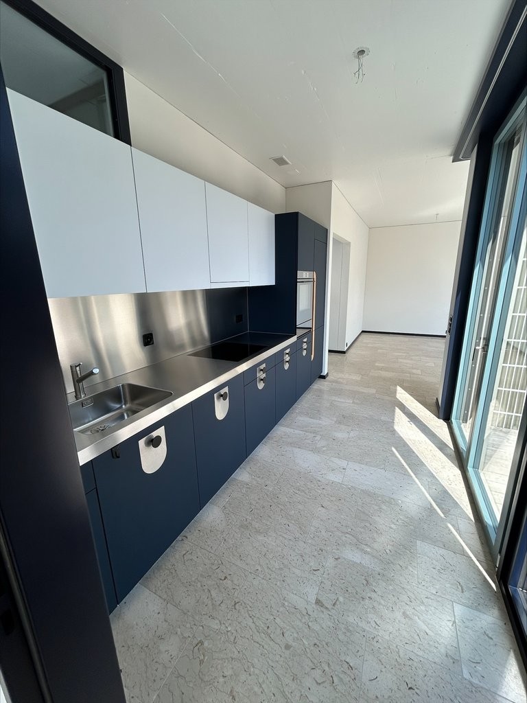 Moderne 3.5-Zimmer-Neubauwohnung an attraktiver Lage in Kloten - Küche