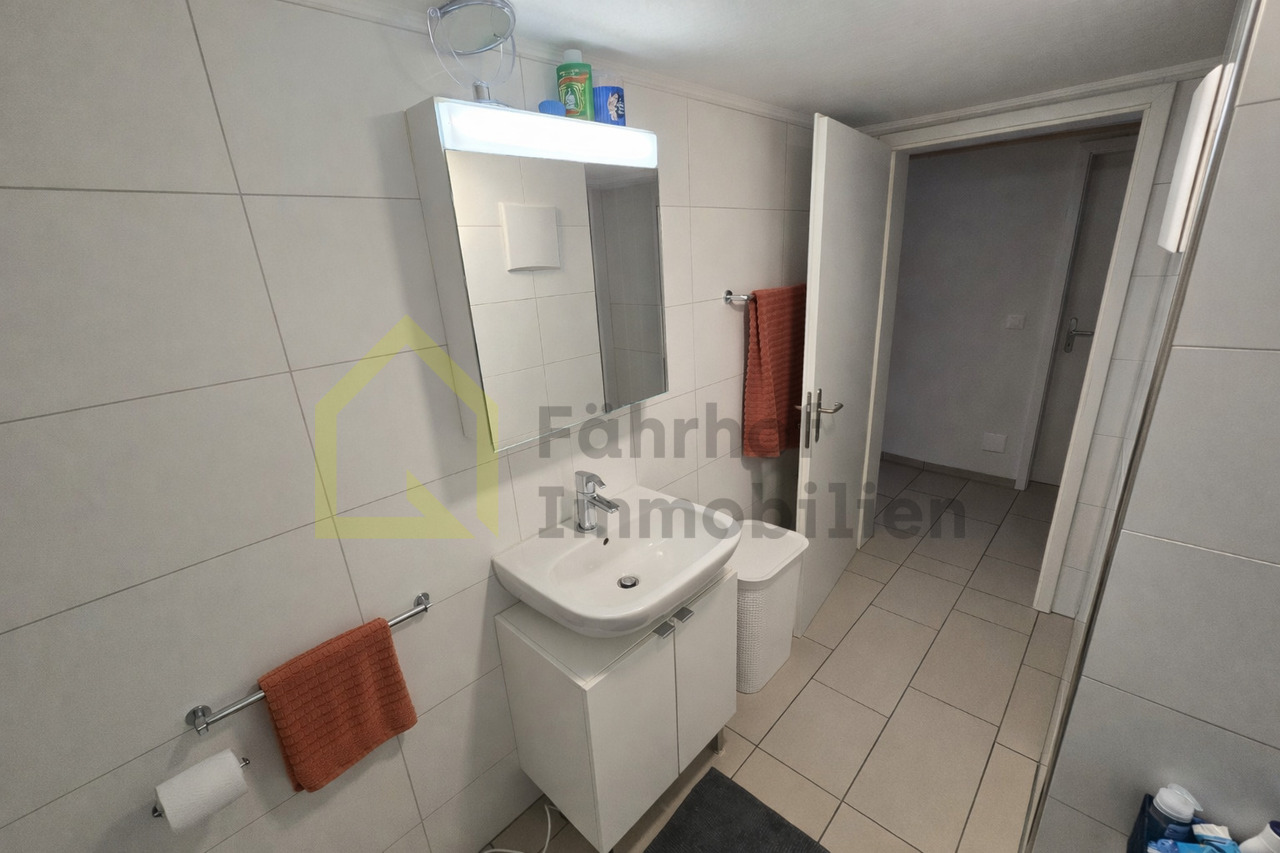 Helle Familienwohnung mit sonnigem Balkon - Bild 3