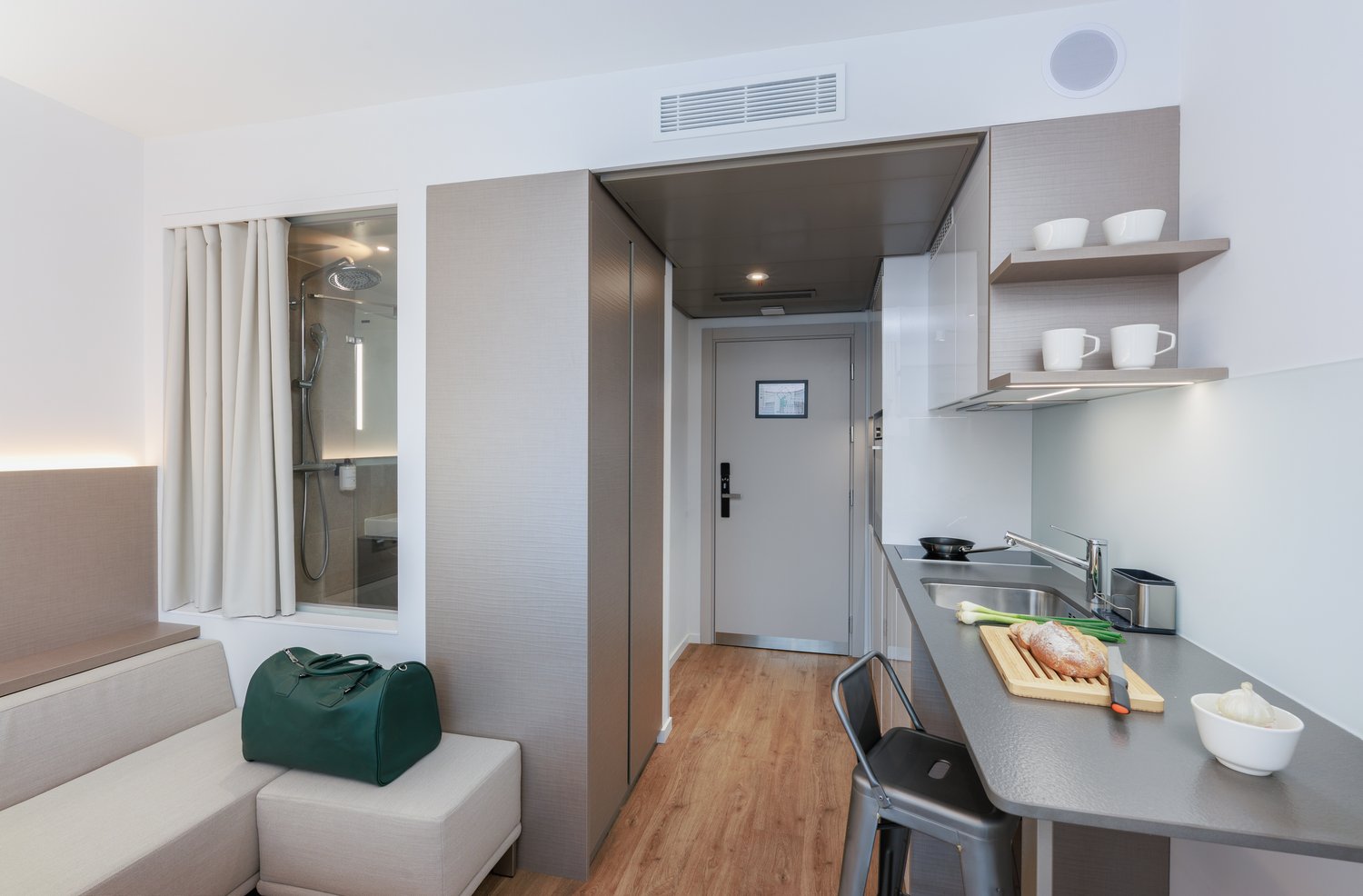 Studio moderne et lumineux au cœur de Genève - Bild 5