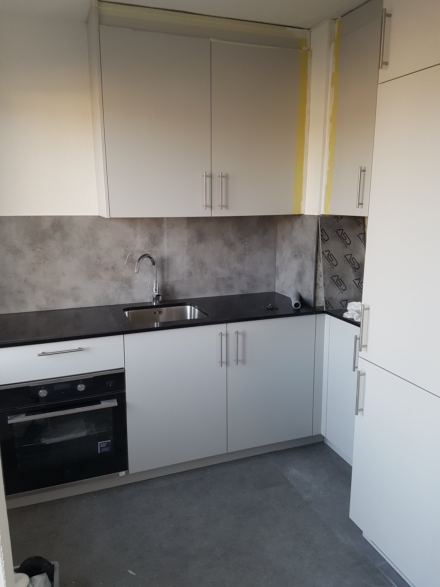 Helle 1.5-Zimmerwohnung mit Balkon - Bild 1