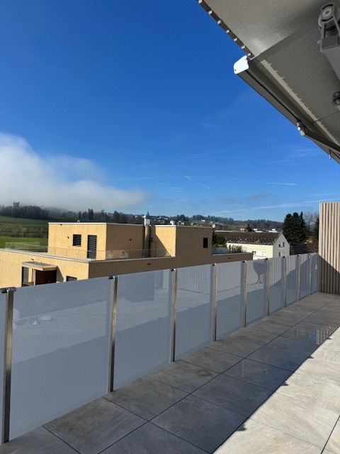 Ab sofort - Tolle 2.5 Zi Attika im Loftstyle mit 65 m2 BGF und 60 m2 Dachterrasse - Bild 1