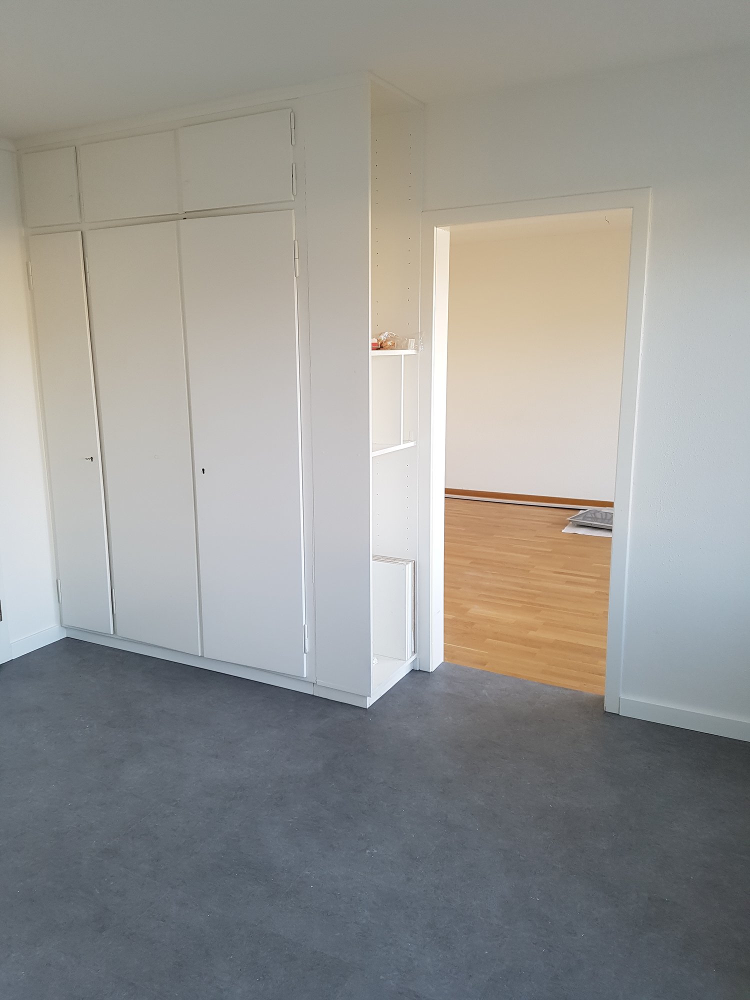 Helle 1.5-Zimmerwohnung mit Balkon - Bild 4
