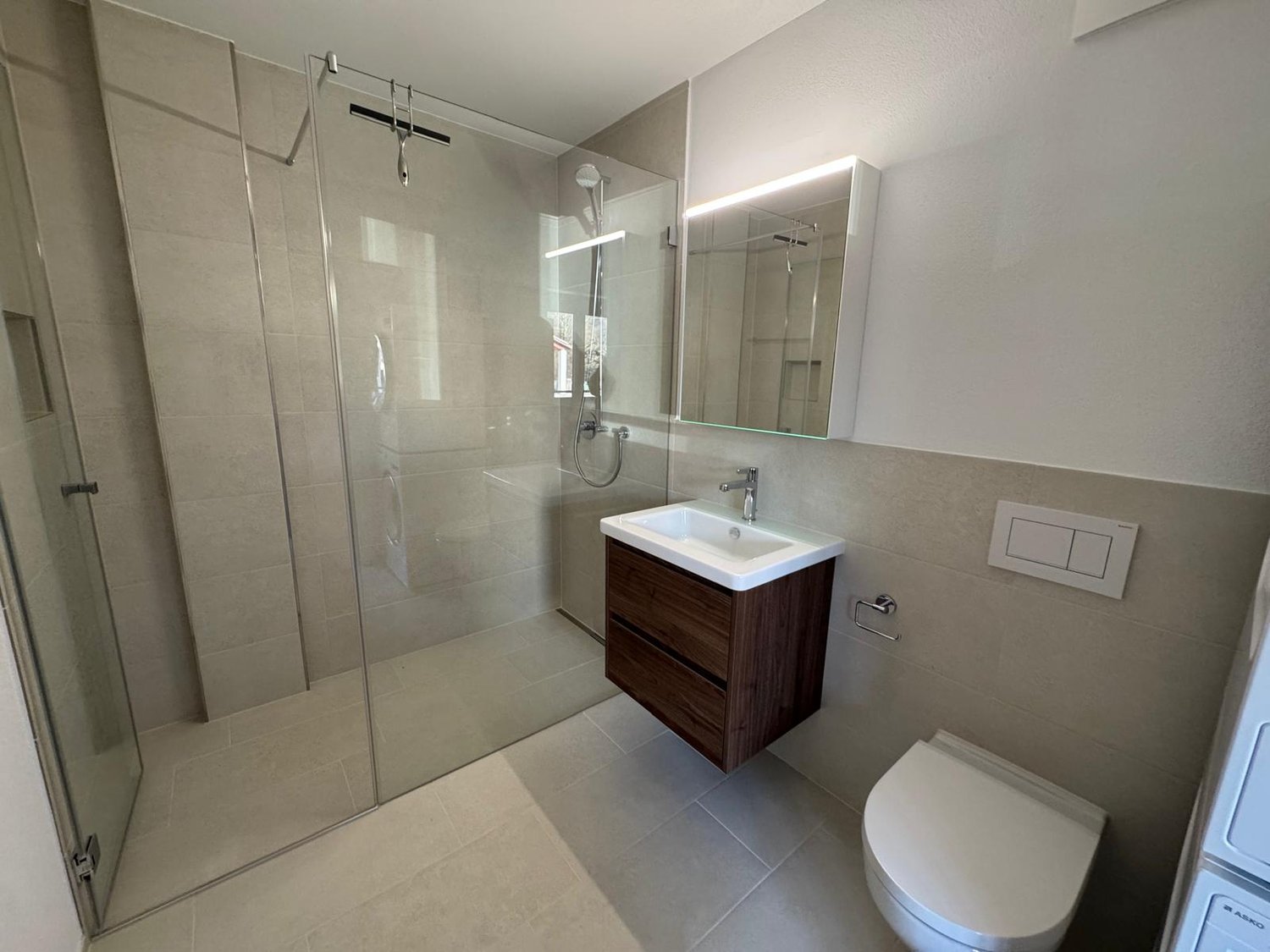 1-Zimmerwohnung im Grünen mit modernem Innenausbau - Bild 5