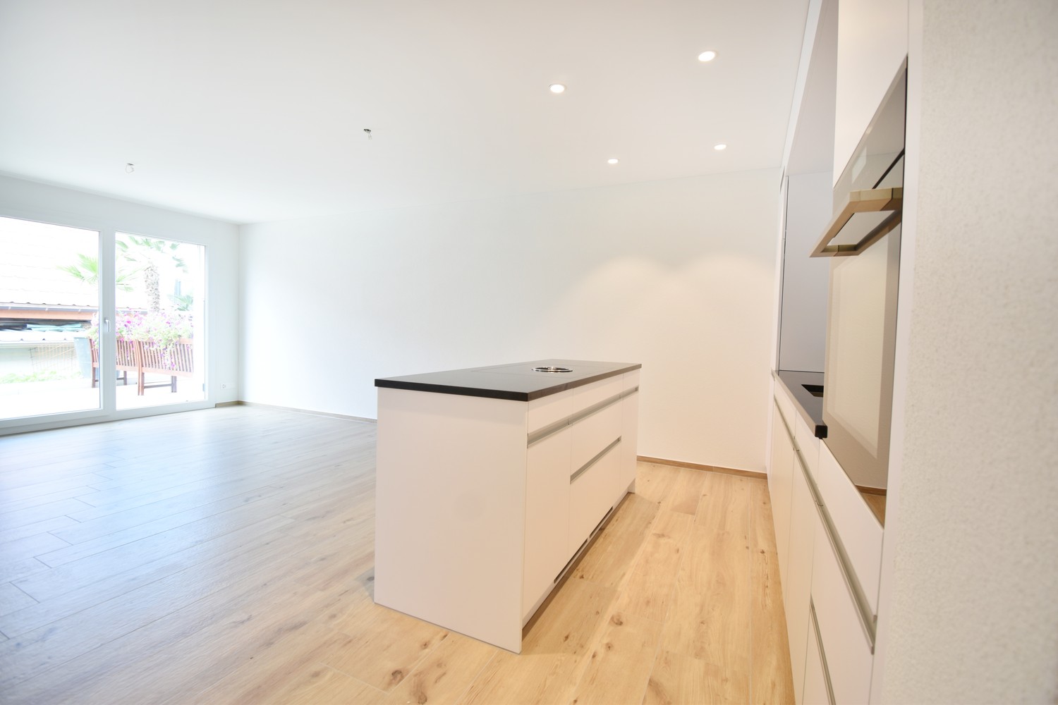 Moderne 2.5-Zimmer-Wohnung mit grosser Sonnenterrasse - Bild 6