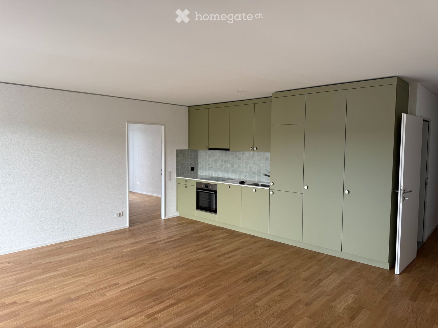 3.5-Zimmer-Wohnung im 4. OG mit Aussicht über Muttenz - Bild 2