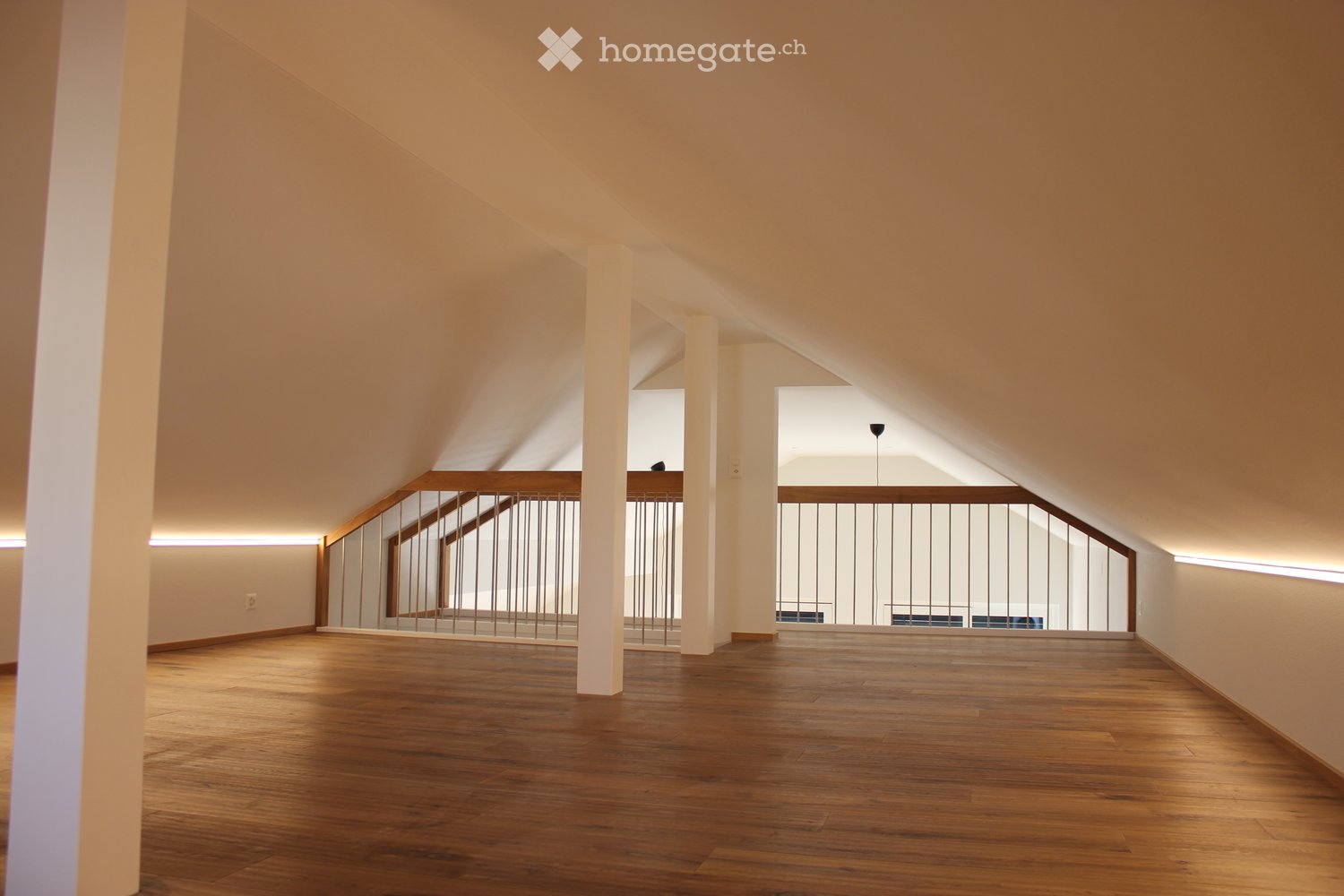 Erstvermietung Dachwohnung zentral gelegen - Bild 2