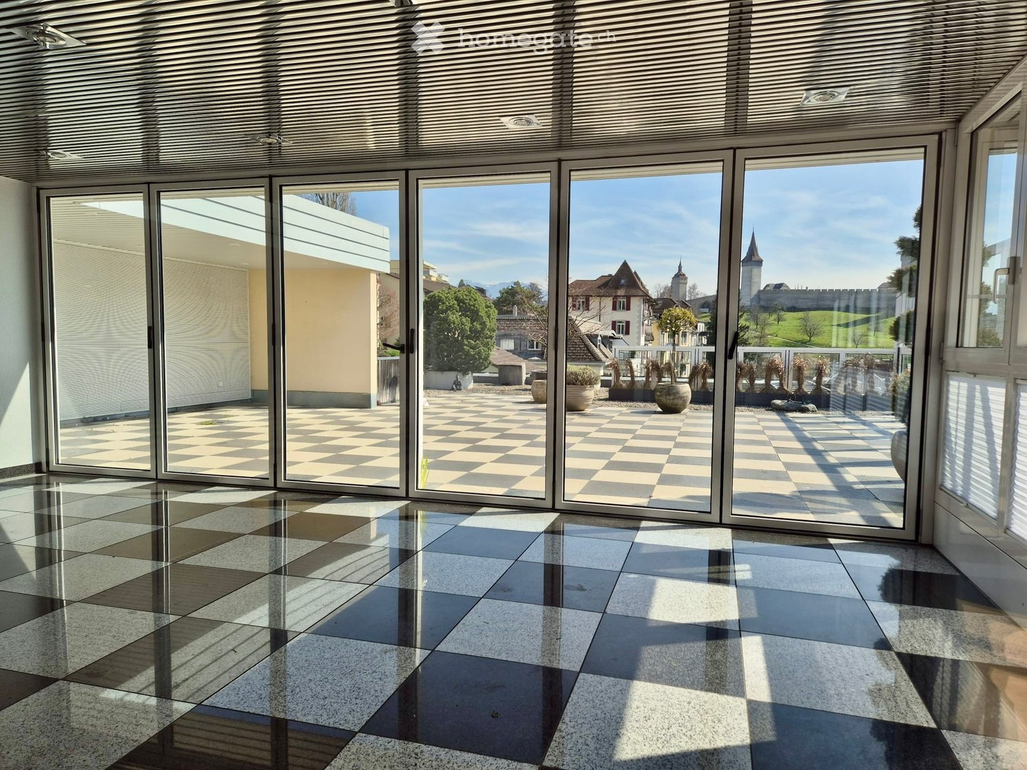 Grosszügige 4.5-Zimmer-Dachwohnung mit Bergblick in Luzern - Bild 3