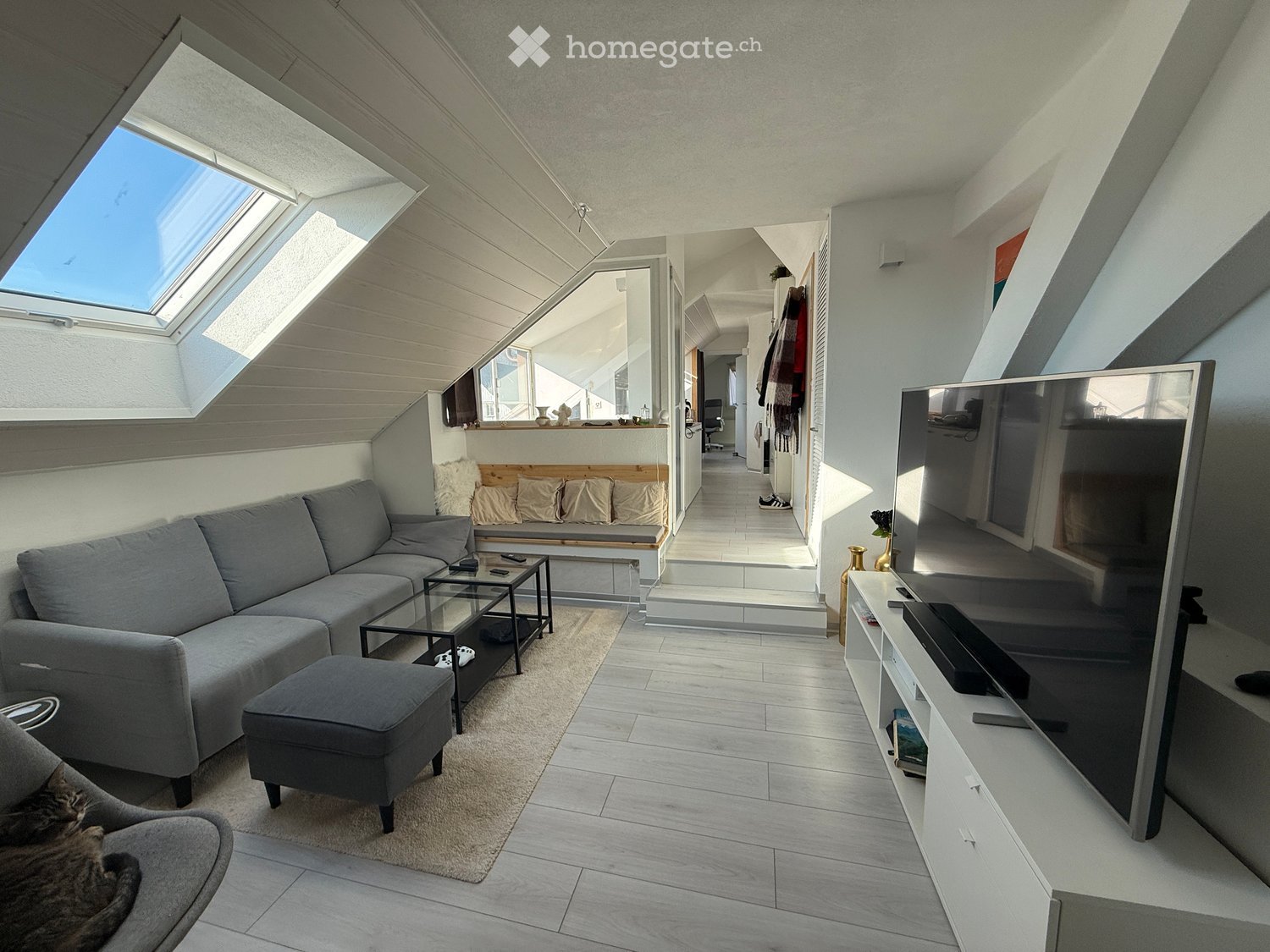 Moderne 3.5-Zimmer-Dachwohnung in ruhiger Lage von Rafz - Bild 3