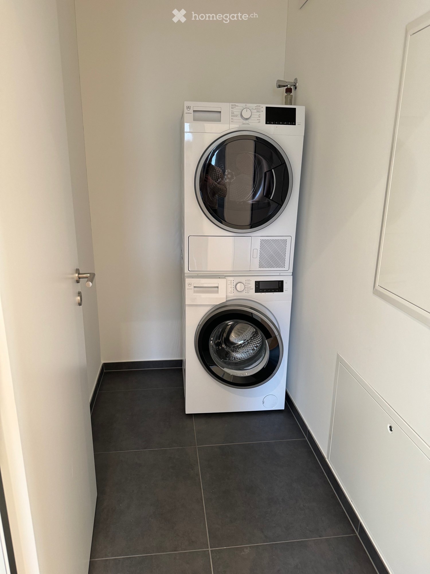 Hoch am Hang - mit bestem Blick Richtung Aarau - Bild 12