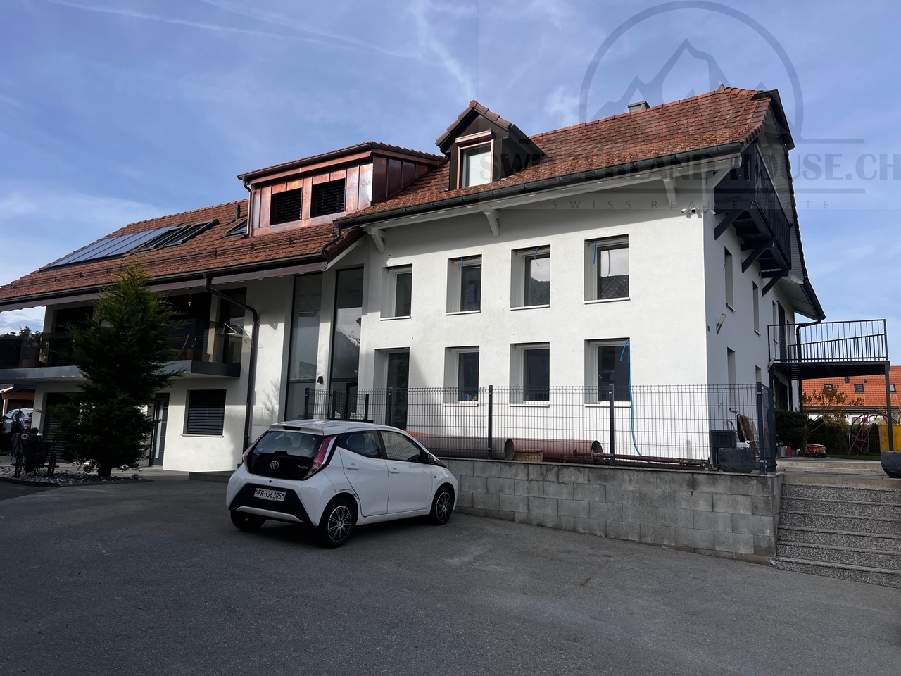 Appart 4.5 pcs neuf à Ecuvillens avec jardin et 2 places de parc - Bild 1