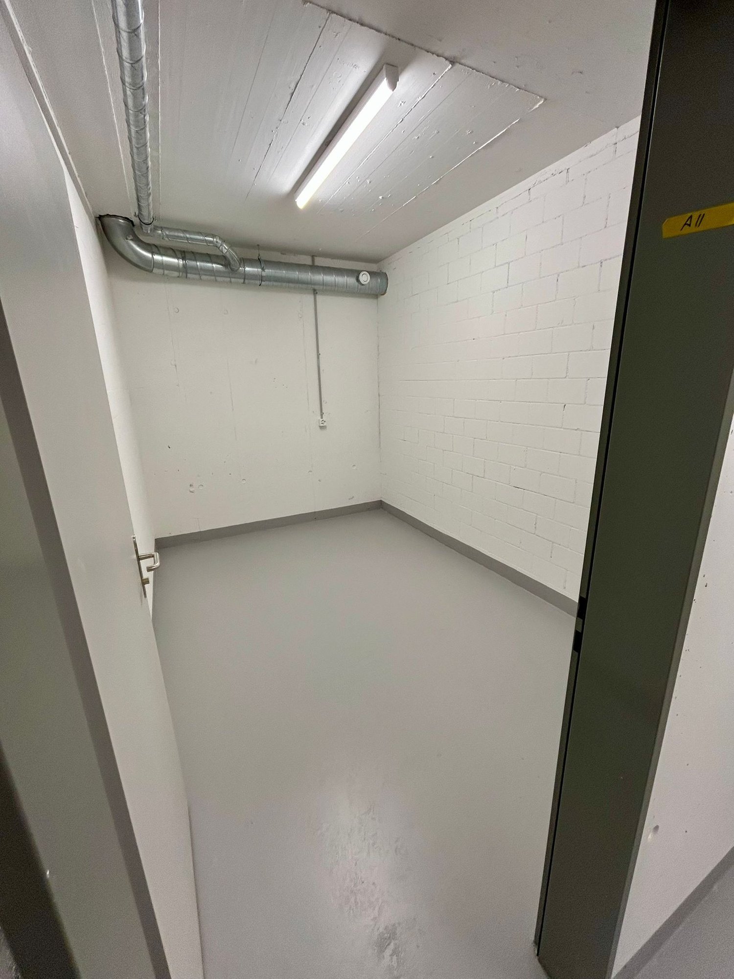 Moderne 3.5-Zimmer-Wohnung mit Balkon in Affoltern - Image 10